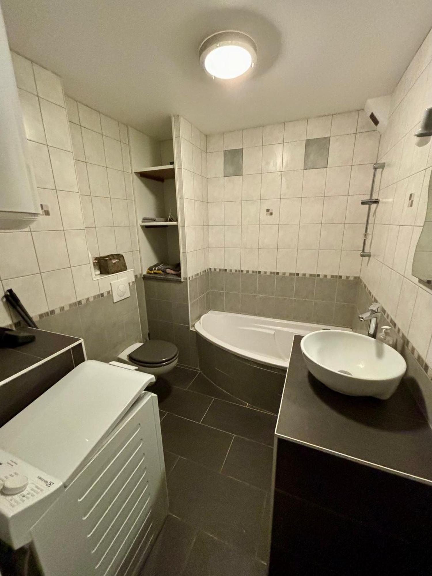 Studio - Baignoire - Pret De Vtt - Lave Linge Le Puy-en-Velay Zewnętrze zdjęcie