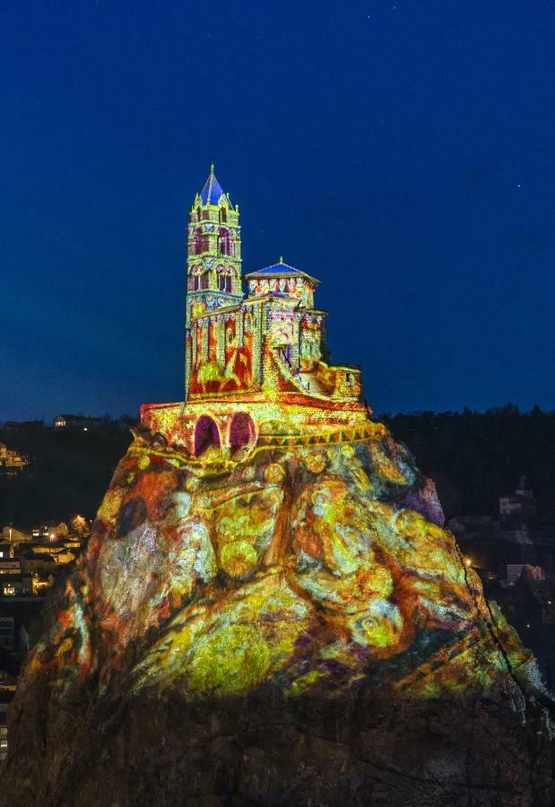 Studio - Baignoire - Pret De Vtt - Lave Linge Le Puy-en-Velay Zewnętrze zdjęcie